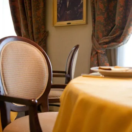 Hotel Plaza 4*